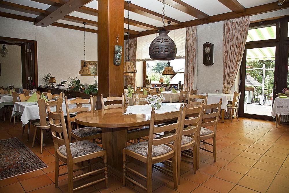 Hotel & Restaurant Krone Валдброн Екстериор снимка