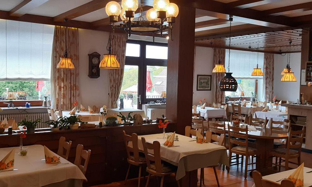 Hotel & Restaurant Krone Валдброн Екстериор снимка
